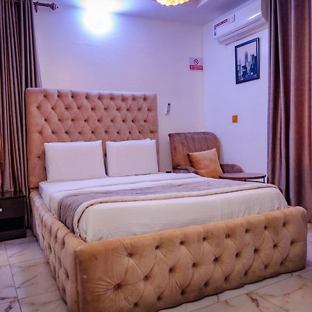 247 Luxury Hotel Lekki Exterior photo