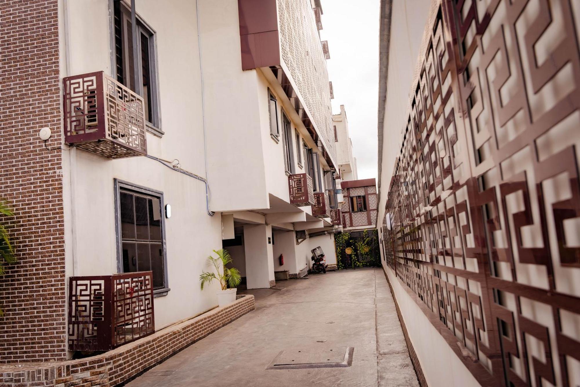 247 Luxury Hotel Lekki Exterior photo